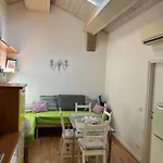 La Mansarda In Centro * 모데나