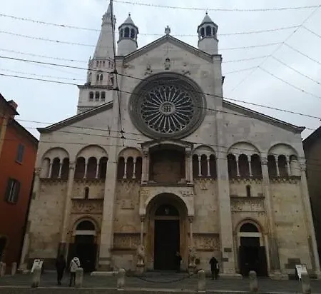 Apartamento La Mansarda In Centro Módena