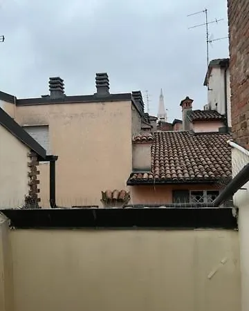 La Mansarda In Centro * 모데나
