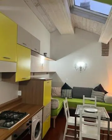 Apartment La Mansarda In Centro *