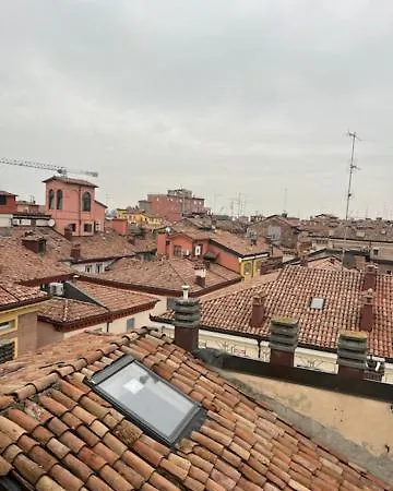 La Mansarda In Centro 아파트