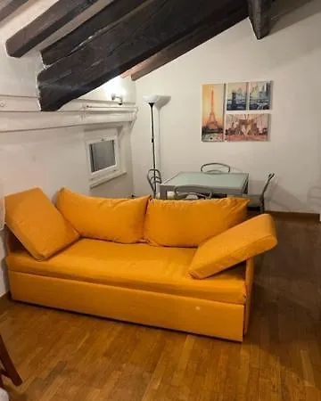 La Mansarda In Centro Apartamento