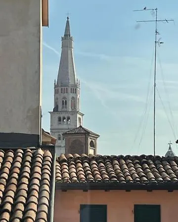 La Mansarda In Centro 모데나
