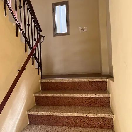 La Mansarda In Centro 아파트 *