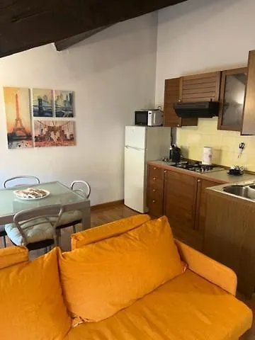 Appartement La Mansarda In Centro Modena