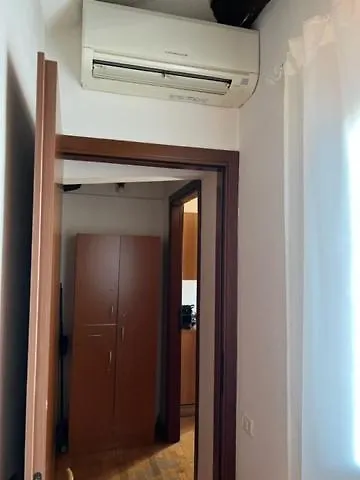 Apartment La Mansarda In Centro Modena